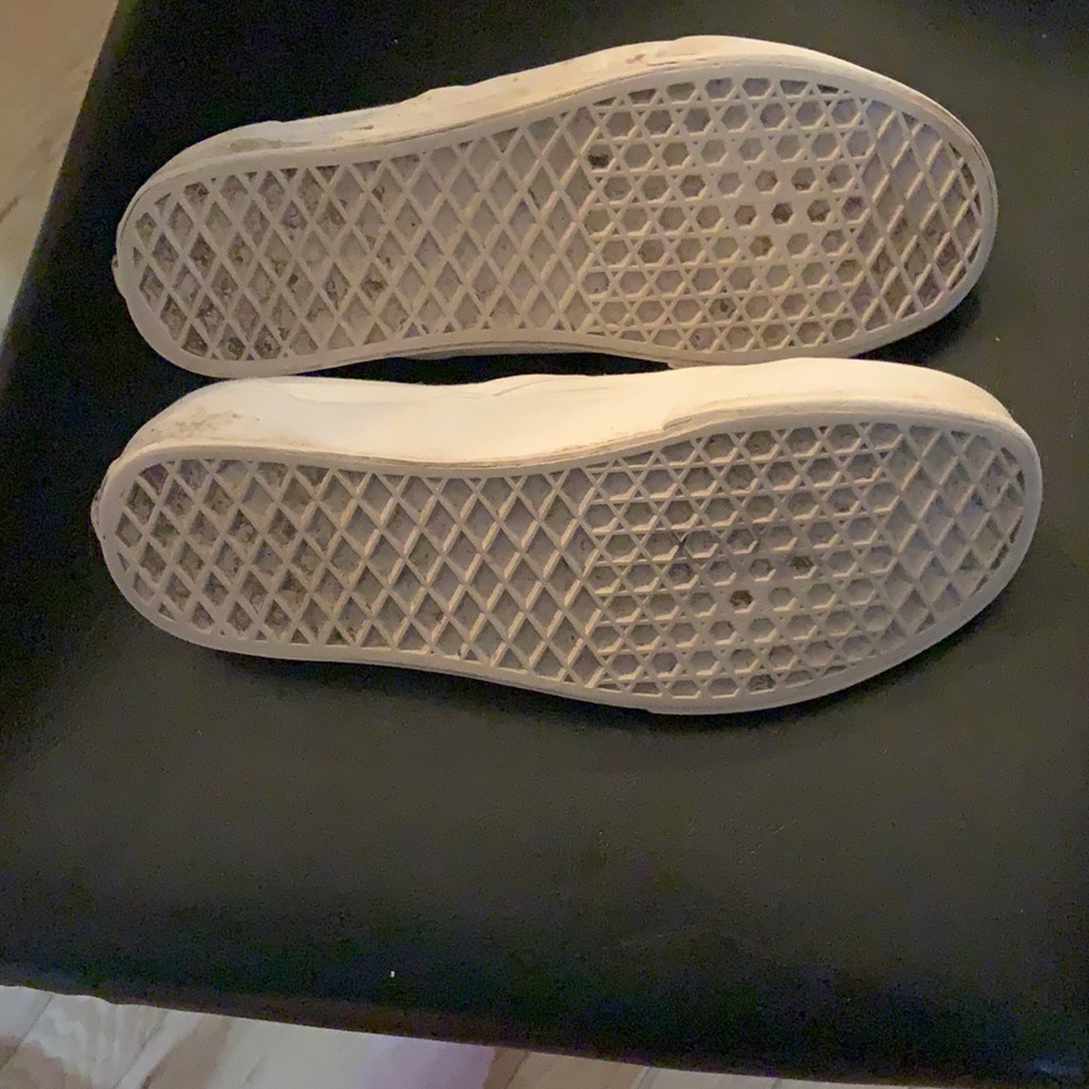 Vans - Picture 2 of 2